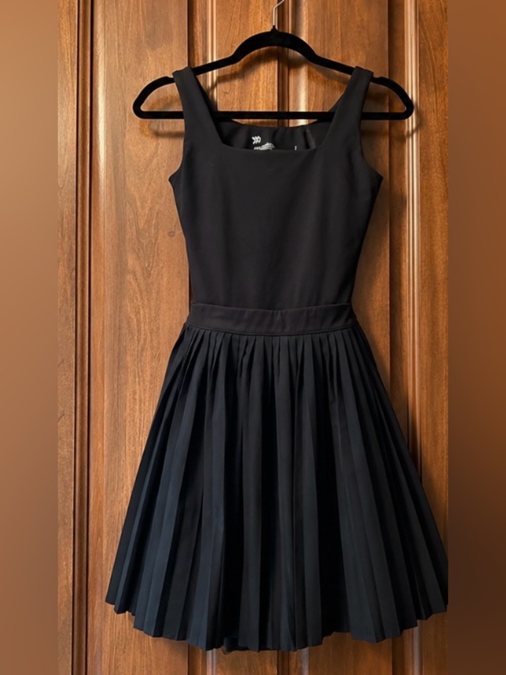 All In Motion Black Flowy Athletic Dress Size S - Picture 5 of 6